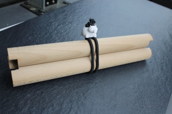 stretch cord ball: pig (printed colour: white)